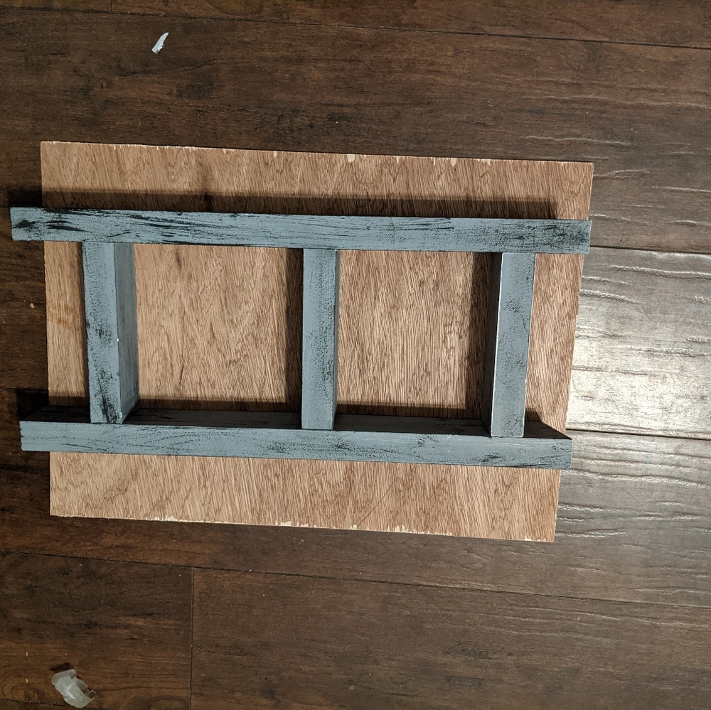 Mini farmhouse ladder